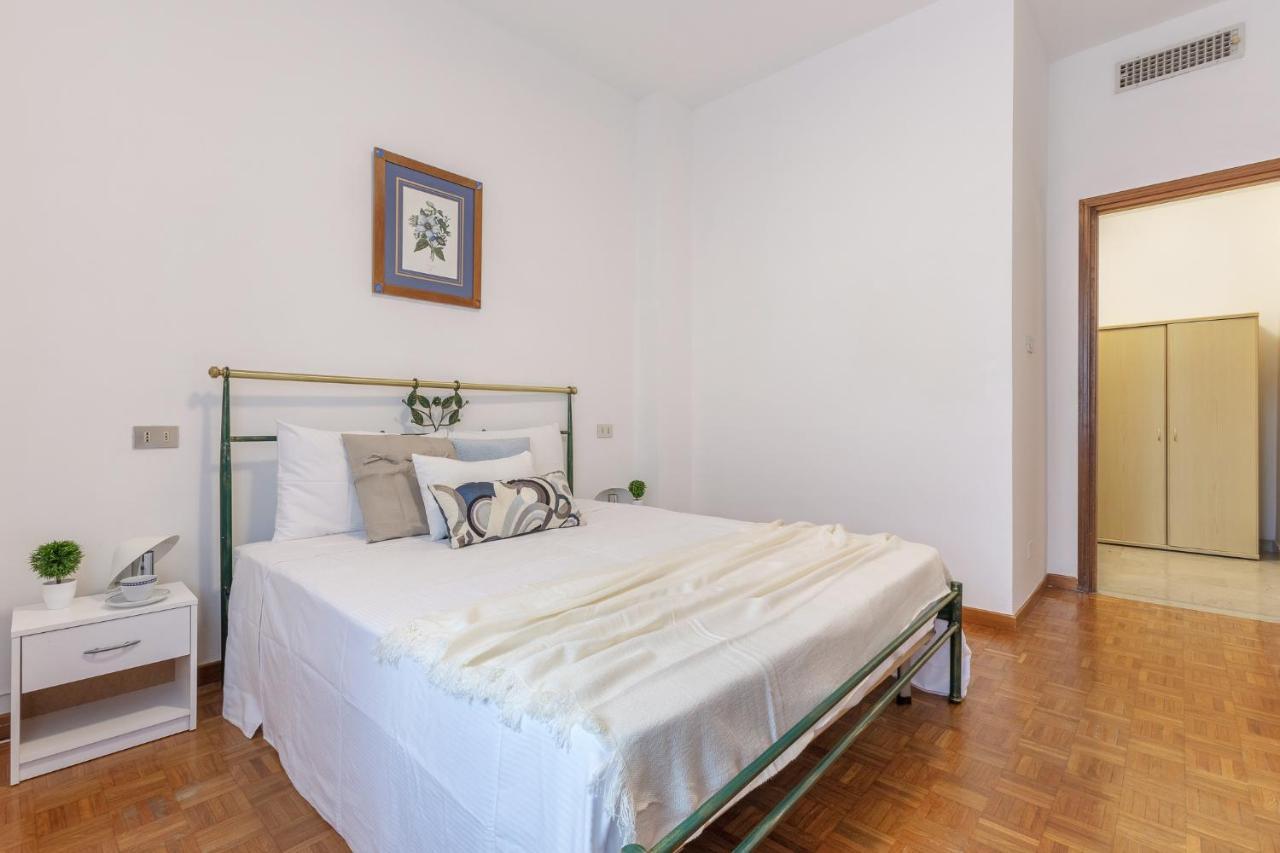 Ferrara A 5 Min Dalla Stazione Apartment X5 Eksteriør billede